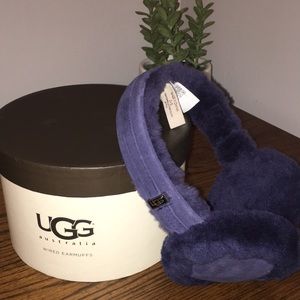 UGG Australia wired warmuffs in INDIGO NWT